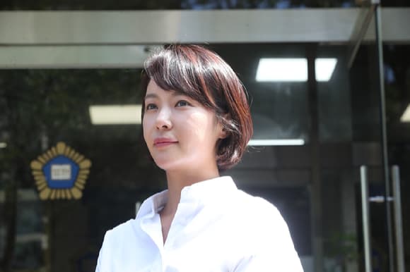 Hwang Jung-eum Faces Possible 3-Year Imprisonment for Embezzlement Allegations